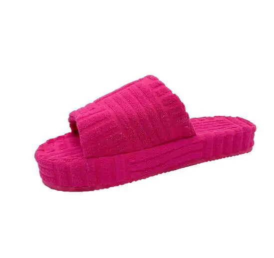 Women's Furry Casual Slippers – Cozy Comfort for Every Step