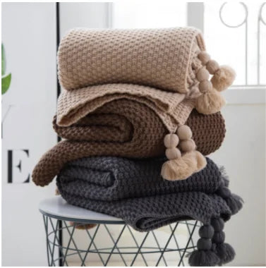 Nordic Fringed Knit Wool Blanket – Cozy & Stylish Home Throw